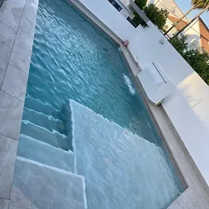 Homestay Mediterranean House - Privadas En Casa Compartida, Mairena del Aljarafe
