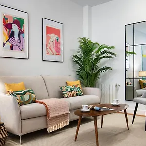 Apartment Magno Santa Ana 26, Seville