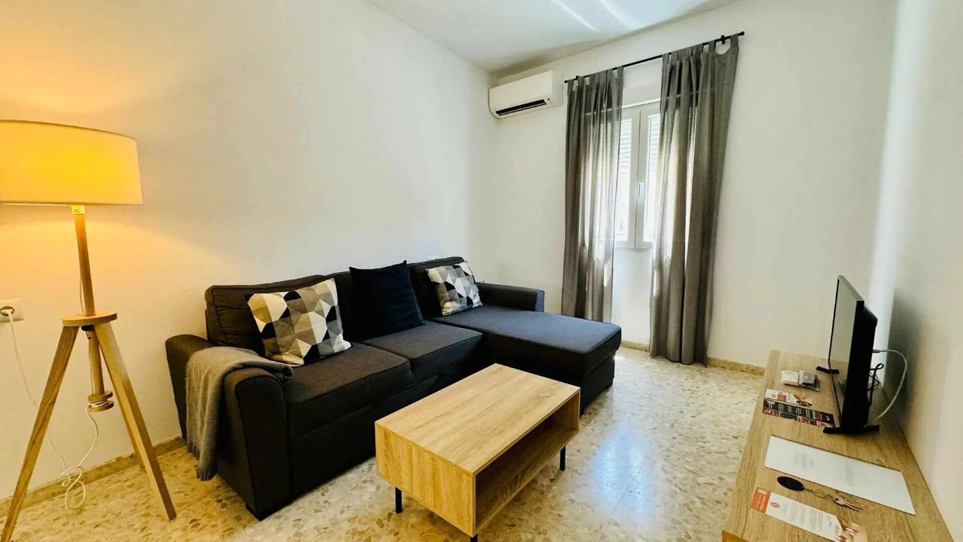 Apartamentos La Muralla Grupo Ac Gestion Cadiz